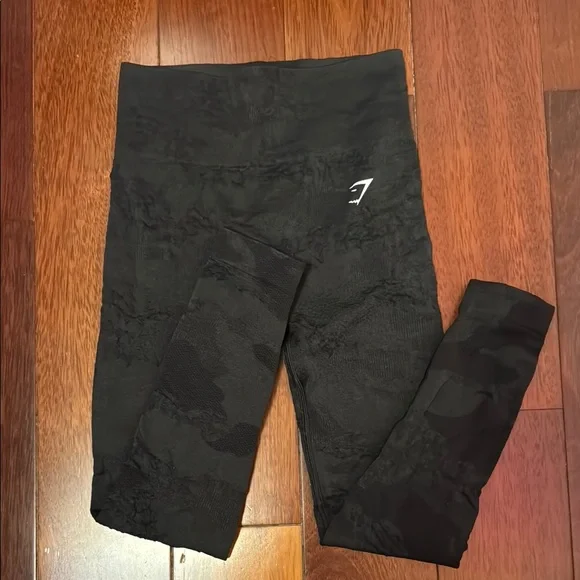 Gymshark Adapt Camo Seamless Leggings - Picture 2 of 3